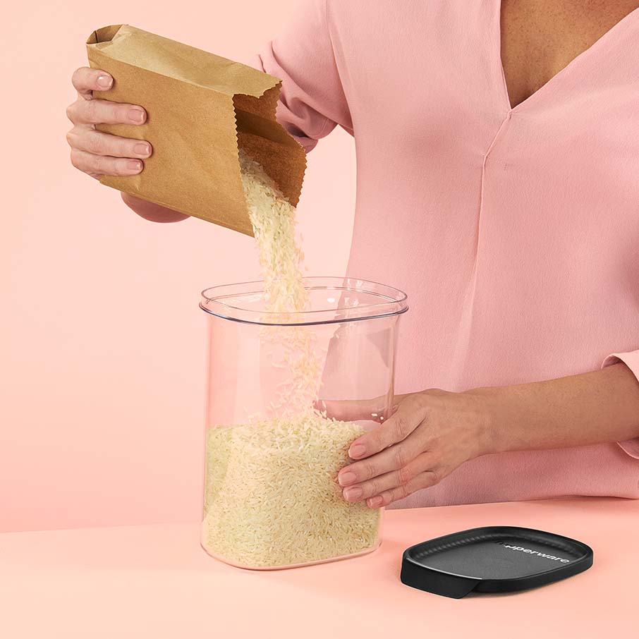 tupperware ultra clear oval 9½ tazas 2.2 l cosmos con sello